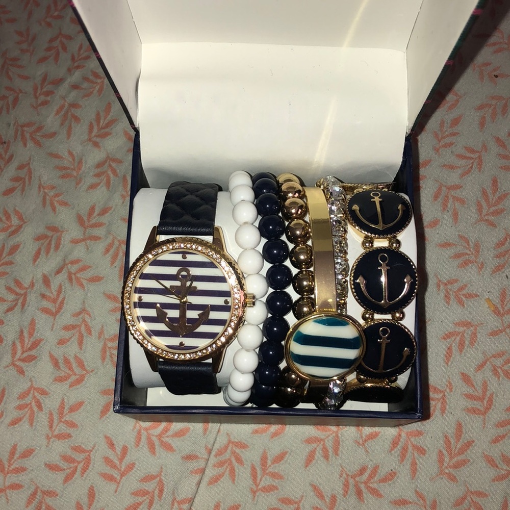 Woman’s watch set